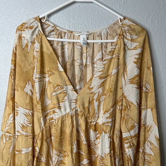 H&M Dress A-Line Balloon Sleeve V-Neck Cream Yellow Women Small - Picture 3 of 9